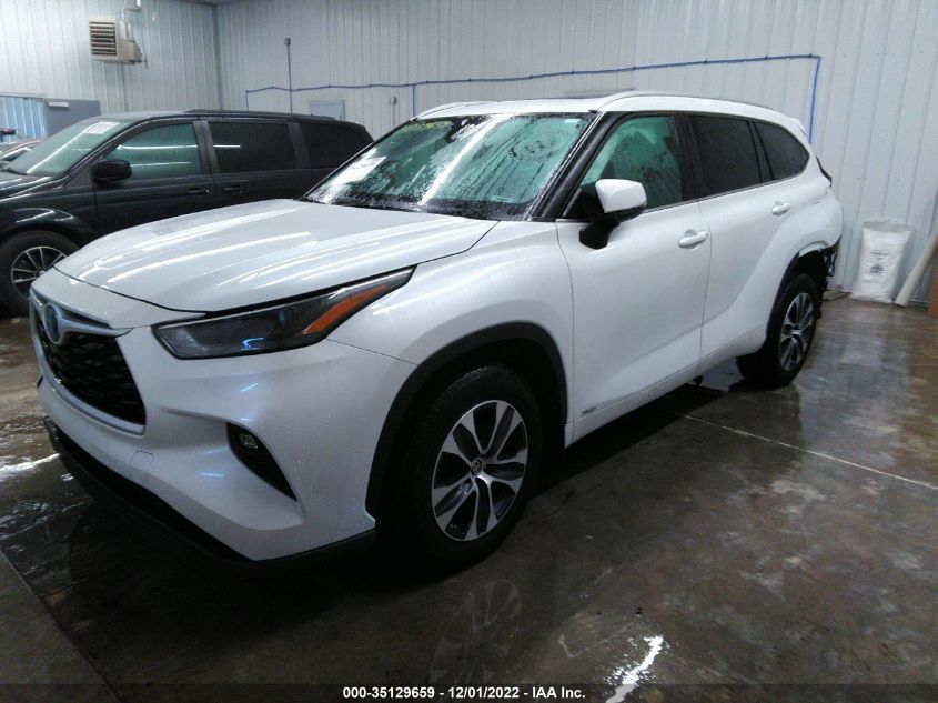 2022 TOYOTA HIGHLANDER HYBRID XLE VIN: 5TDHBRCH5NS539060