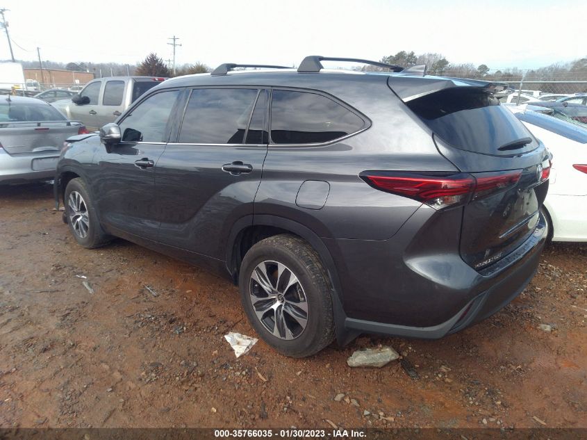 2021 TOYOTA HIGHLANDER XLE VIN: 5TDGZRBH6MS061500