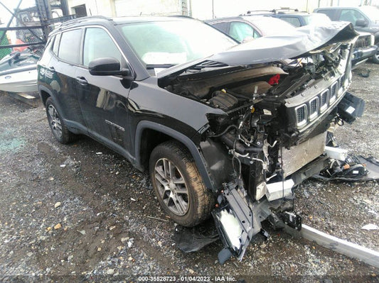 2020 JEEP COMPASS LATITUDE W/SUN/SAFETY PKG VIN: 3C4NJDBB4LT239857