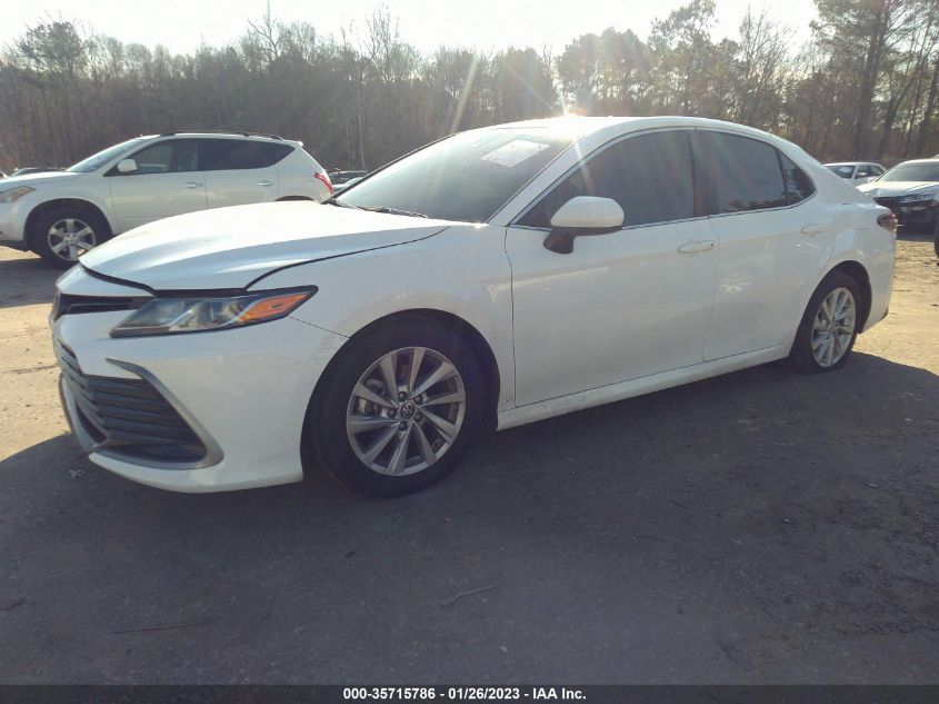 2022 TOYOTA CAMRY LE VIN: 4T1C11AK5NU689643