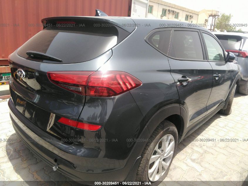 2020 HYUNDAI TUCSON SE VIN: KM8J23A49LU179388