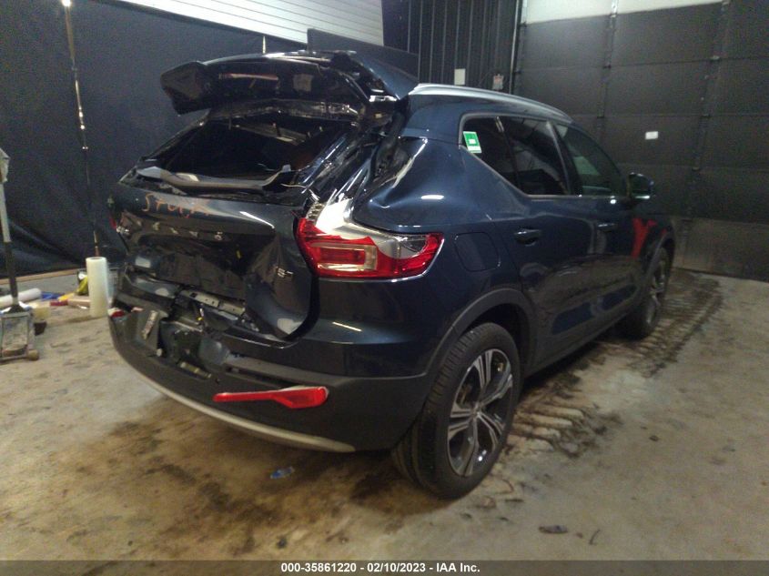 2022 VOLVO XC40 INSCRIPTION VIN: YV4162UL7N2661245