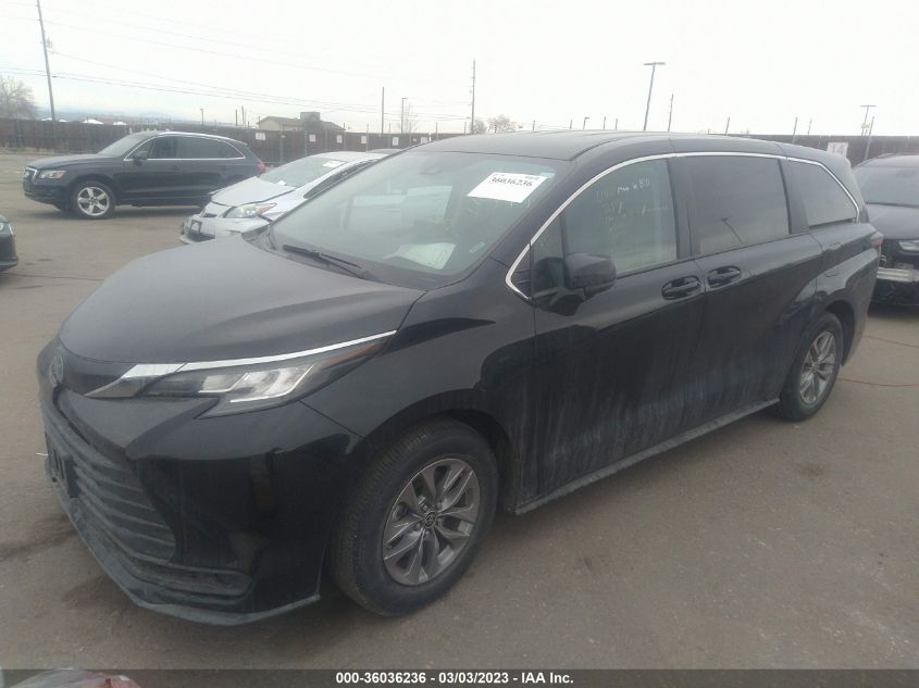 2022 TOYOTA SIENNA LE VIN: 5TDKRKEC1NS102456