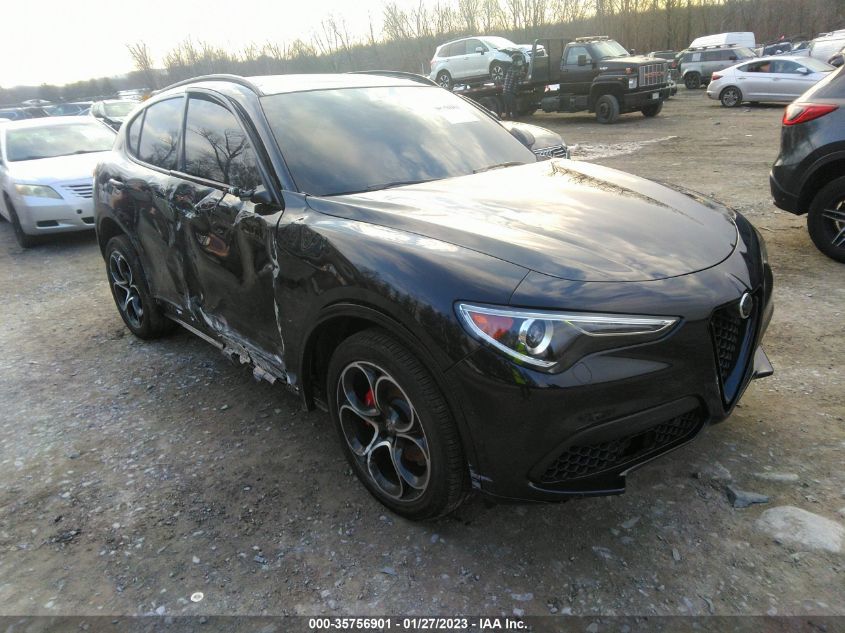 2022 ALFA ROMEO STELVIO VELOCE VIN: ZASPAKBN9N7D37000