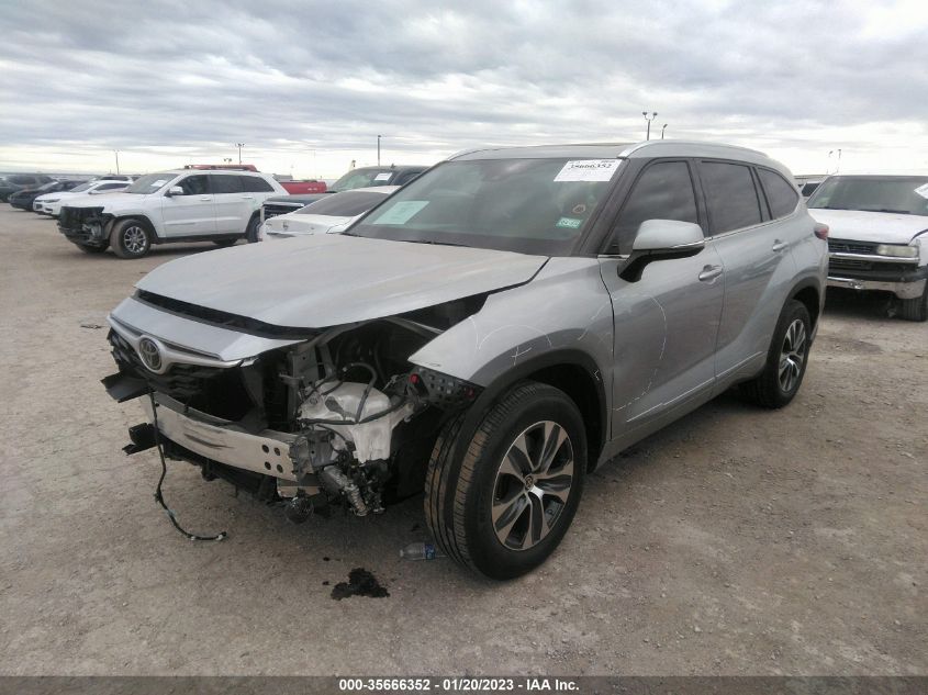 2021 TOYOTA HIGHLANDER XLE VIN: 5TDGZRAH5MS047413