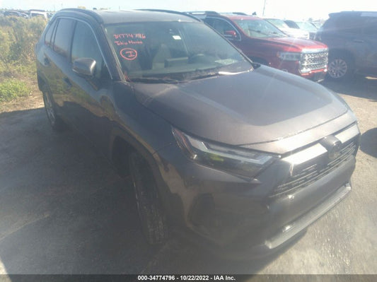 2022 TOYOTA RAV4 XLE VIN: 2T3W1RFV0NW187564