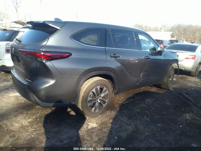 2022 TOYOTA HIGHLANDER XLE VIN: 5TDGZRBHXNS246473