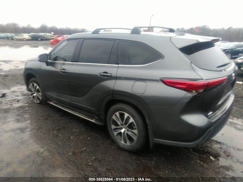 2021 TOYOTA HIGHLANDER XLE VIN: 5TDHZRBH9MS551773