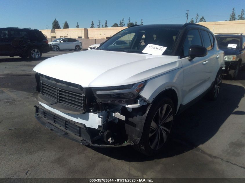 2022 VOLVO XC40 RECHARGE PURE TWIN PLUS VIN: YV4ED3UR8N2700085