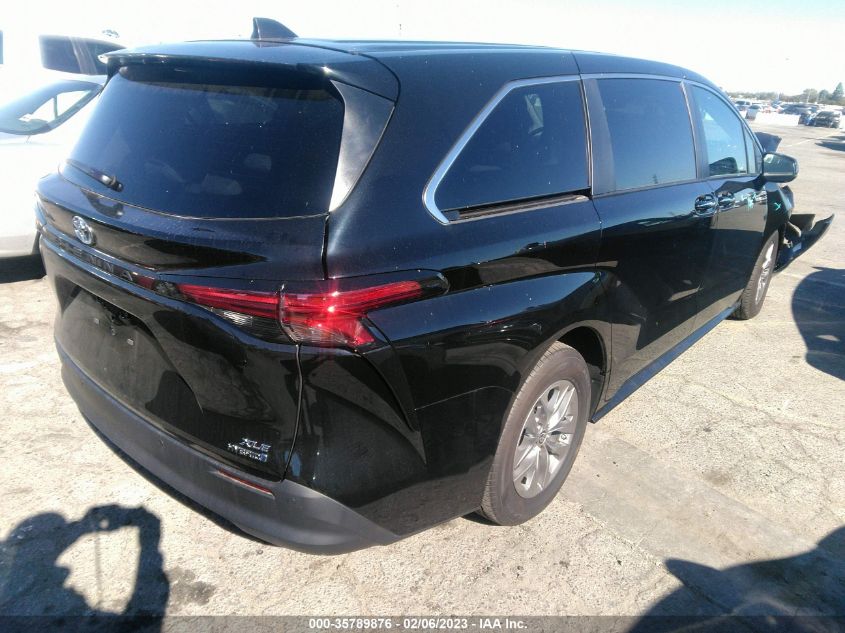 2022 TOYOTA SIENNA XLE VIN: 5TDYRKEC5NS132103