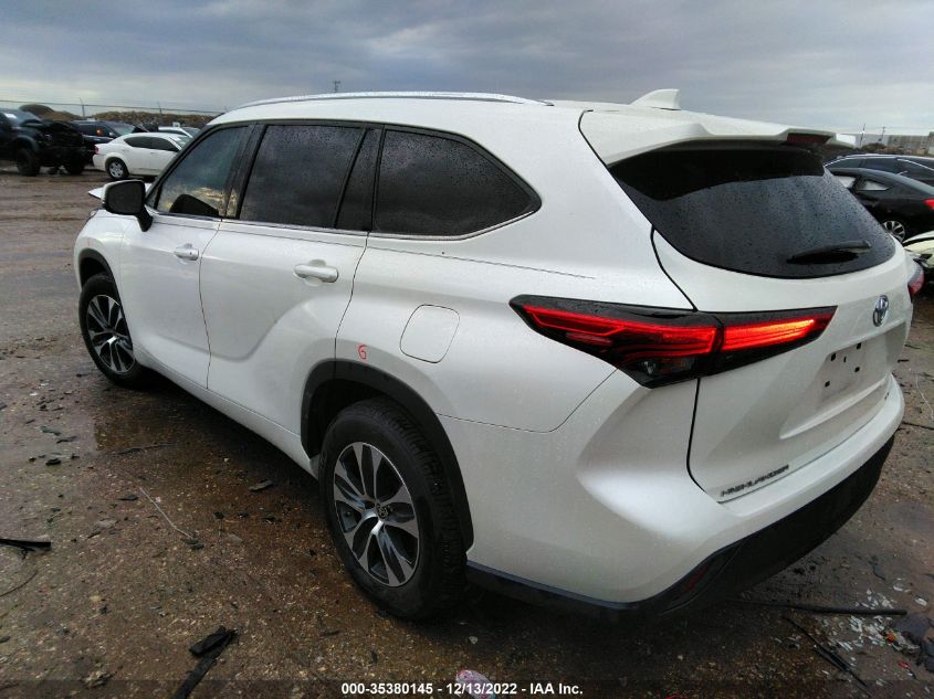 2021 TOYOTA HIGHLANDER XLE VIN: 5TDGZRAH3MS064825
