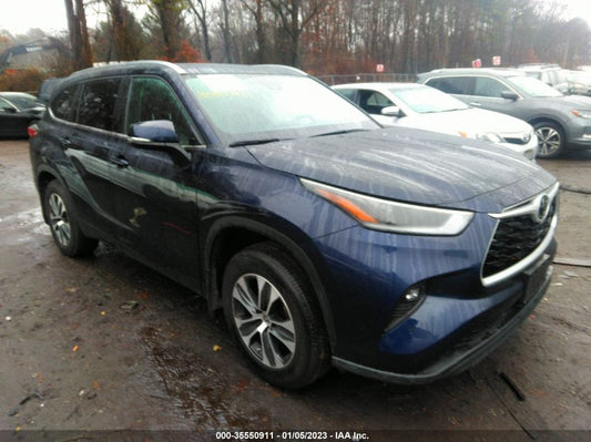 2021 TOYOTA HIGHLANDER XLE VIN: 5TDGZRBH2MS558429