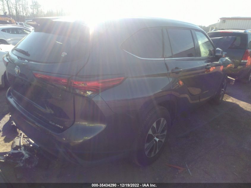 2021 TOYOTA HIGHLANDER XLE VIN: 5TDGZRBH9MS126811