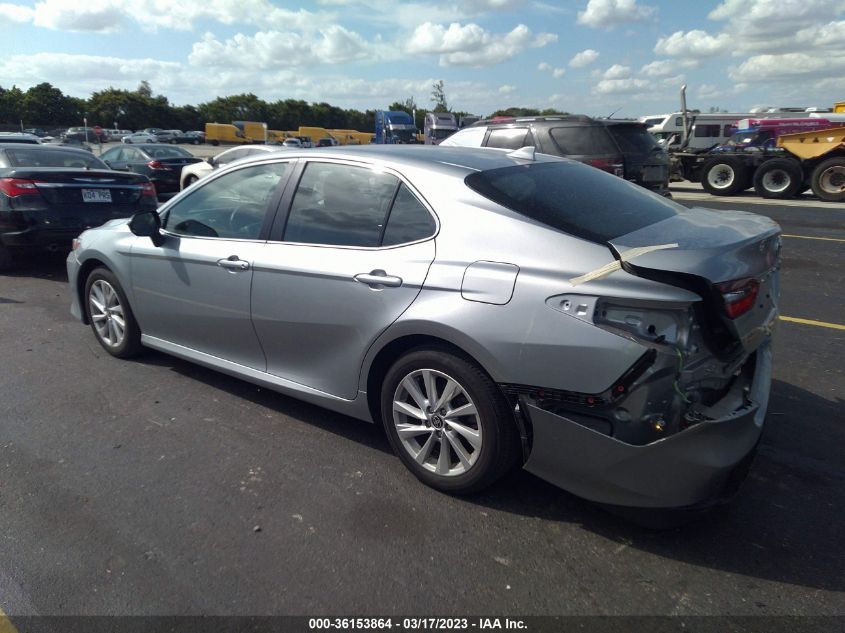 2022 TOYOTA CAMRY LE VIN: 4T1C11AKXNU658548