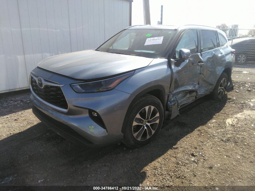2022 TOYOTA HIGHLANDER XLE VIN: 5TDGZRBHXNS161410