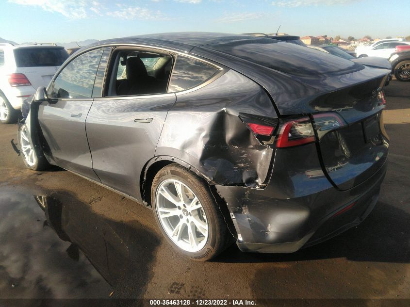 2022 TESLA MODEL Y LONG RANGE VIN: 7SAYGAEE8NF348584