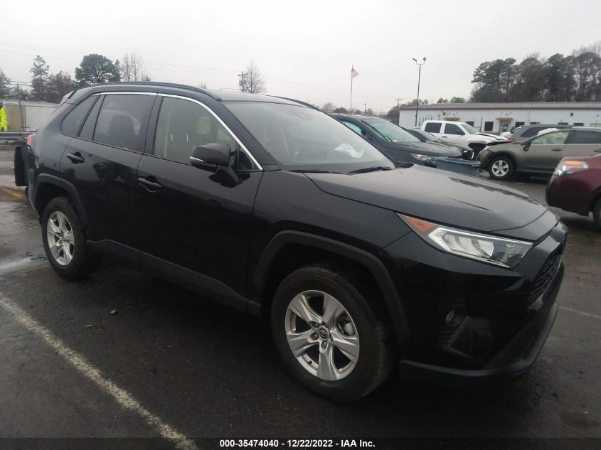 2021 TOYOTA RAV4 XLE VIN: JTMW1RFV5MD069411