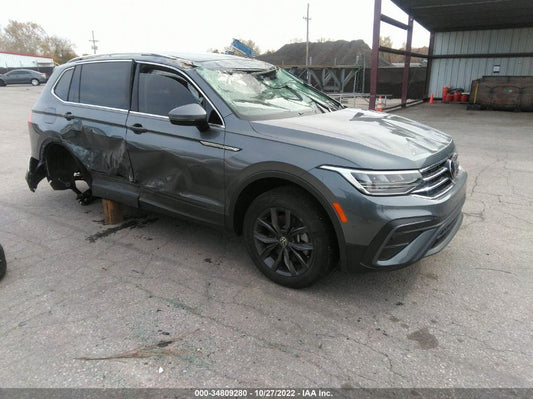 2022 VOLKSWAGEN TIGUAN SE VIN: 3VV2B7AXXNM055469