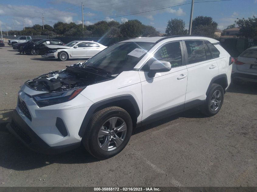 2022 TOYOTA RAV4 XLE VIN: 2T3W1RFV0NC181443