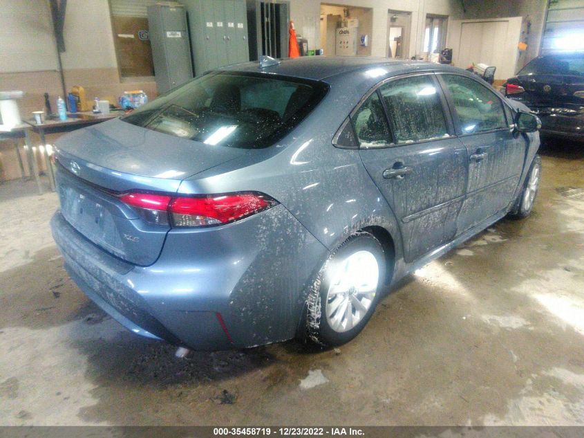 2022 TOYOTA COROLLA XLE VIN: 5YFFPMAE0NP372538