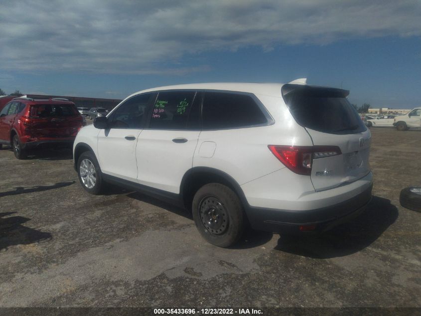 2021 HONDA PILOT LX VIN: 5FNYF5H15MB005620