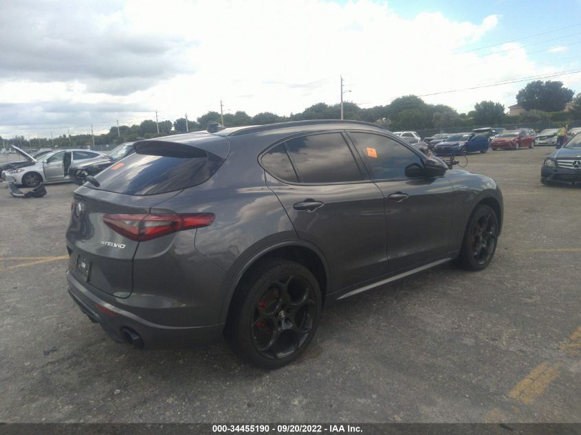 2022 ALFA ROMEO STELVIO VELOCE VIN: ZASPAKBN4N7D25109