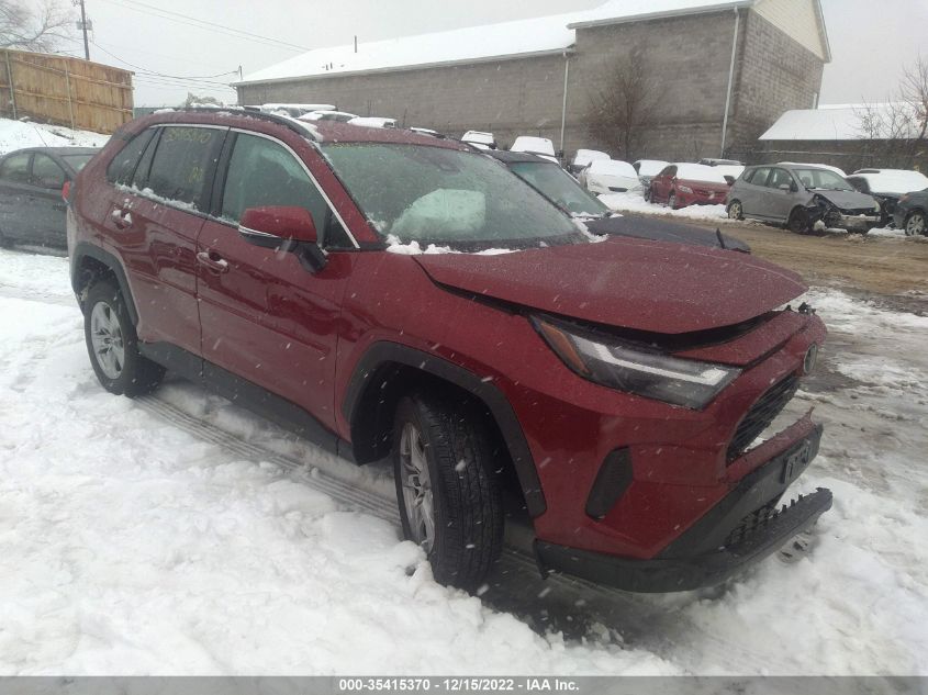 2022 TOYOTA RAV4 XLE VIN: 2T3P1RFV1NW270781