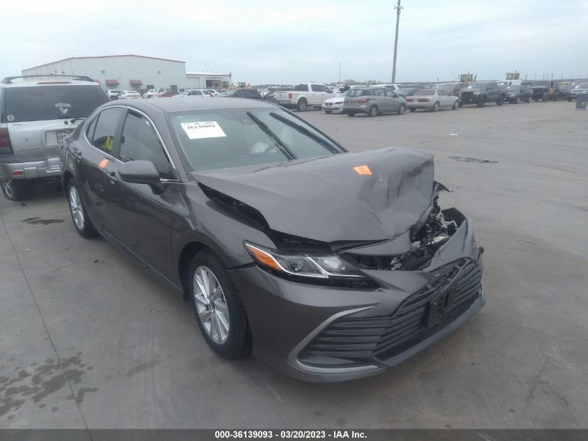 2022 TOYOTA CAMRY LE VIN: 4T1C11AK5NU710393