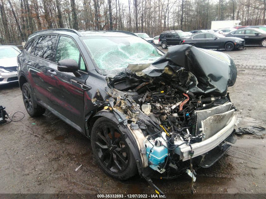 2021 KIA SORENTO SX VIN: 5XYRKDLF4MG014881