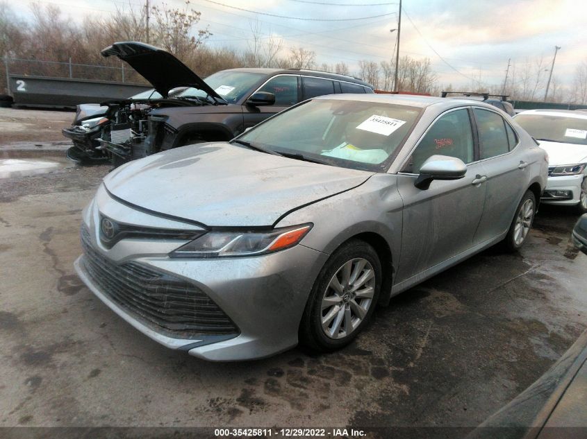 2020 TOYOTA CAMRY LE VIN: 4T1C11AK8LU938465