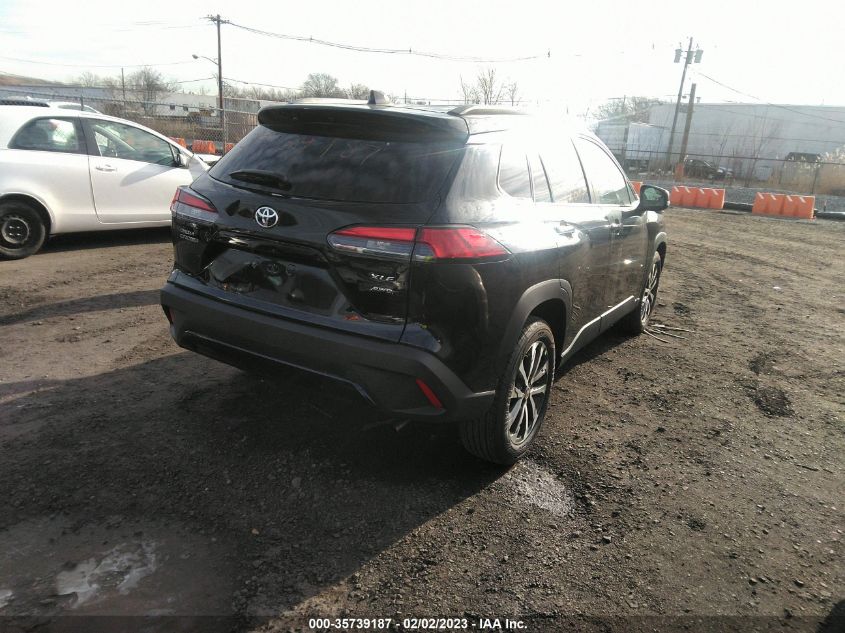 2022 TOYOTA COROLLA CROSS XLE VIN: 7MUDAABG0NV043228