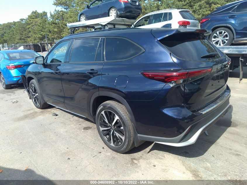 2022 TOYOTA HIGHLANDER XSE VIN: 5TDLZRBHXNS193515