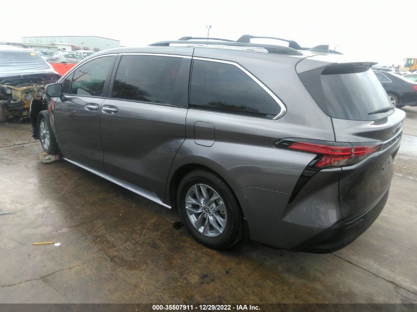 2022 TOYOTA SIENNA XLE VIN: 5TDYRKEC3NS089719