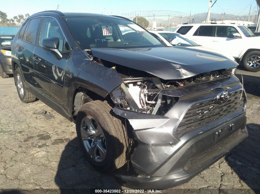 2022 TOYOTA RAV4 XLE VIN: 2T3W1RFV6NW228375