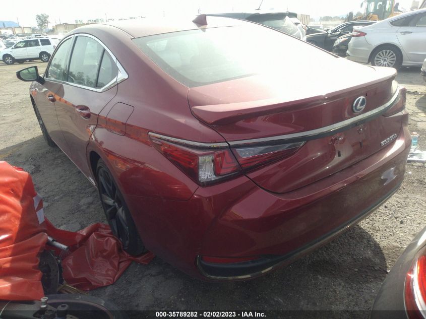 2022 LEXUS ES ES 300H F SPORT VIN: 58AGA1C18NU019177