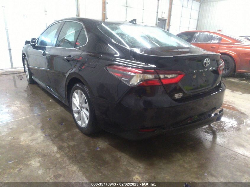 2022 TOYOTA CAMRY LE VIN: 4T1C11AK4NU672428