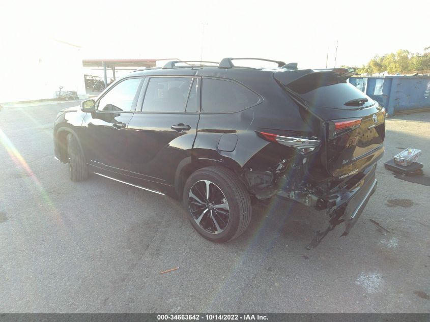2022 TOYOTA HIGHLANDER XSE VIN: 5TDLZRAH3NS120004