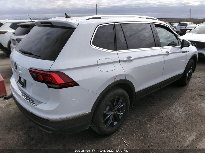 2022 VOLKSWAGEN TIGUAN SE VIN: 3VV3B7AX8NM167157