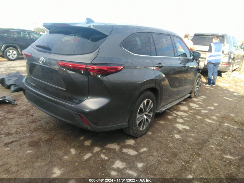 2021 TOYOTA HIGHLANDER XLE VIN: 5TDGZRAH1MS044878