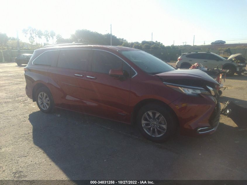 2021 TOYOTA SIENNA XLE VIN: 5TDYRKEC2MS072232