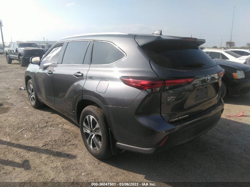 2022 TOYOTA HIGHLANDER XLE VIN: 5TDGZRBH7NS567418