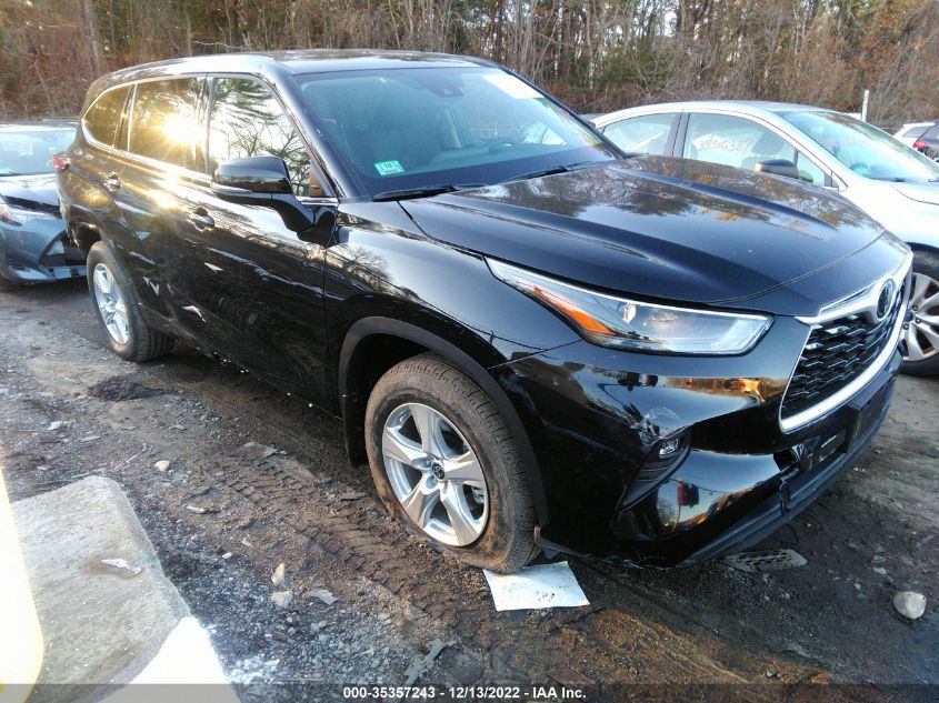 2022 TOYOTA HIGHLANDER LE VIN: 5TDBZRBH2NS591880