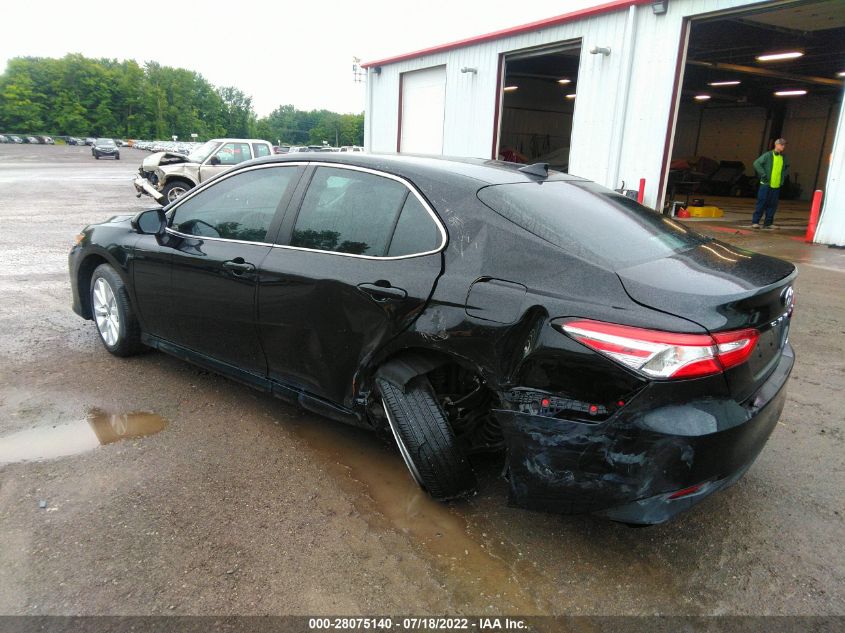 2020 TOYOTA CAMRY LE VIN: 4T1C11AK6LU949481