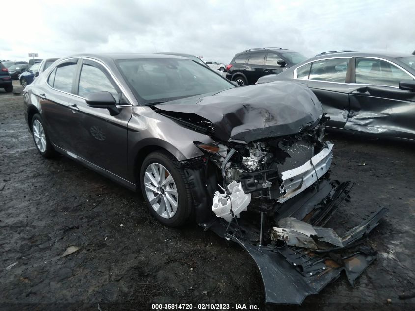 2022 TOYOTA CAMRY LE VIN: 4T1C11AK3NU045509