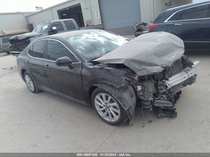 2022 TOYOTA CAMRY LE VIN: 4T1C11AK1NU626586