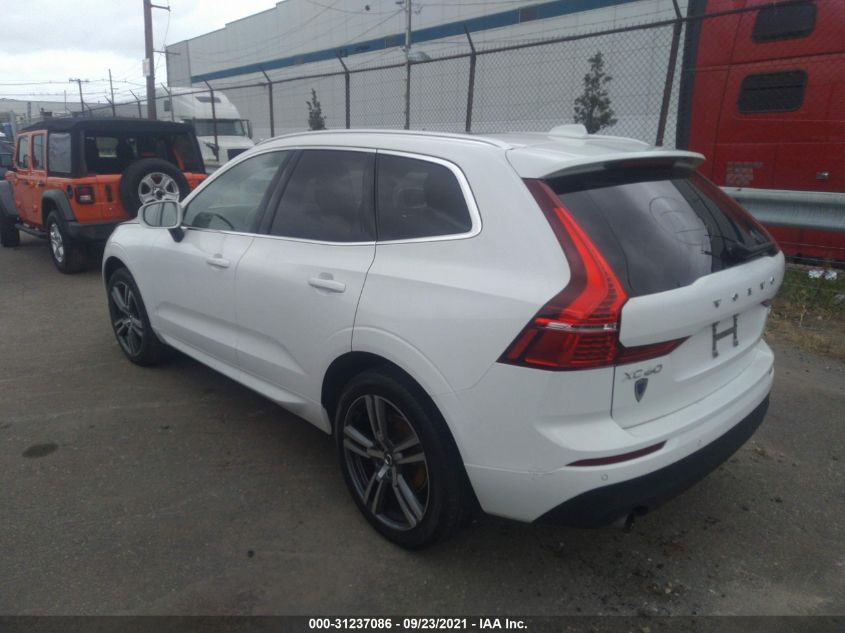 2020 VOLVO XC60 MOMENTUM VIN: YV4102RK0L1464485