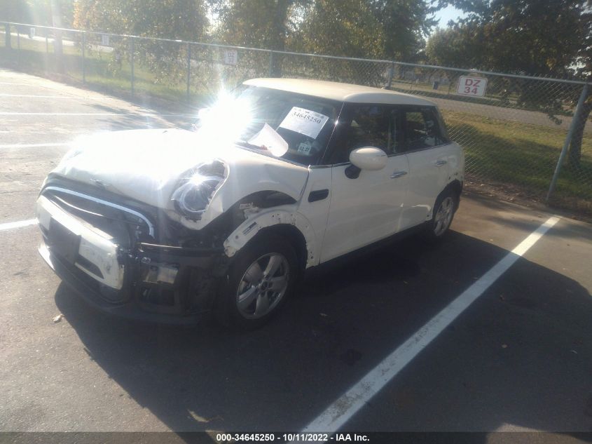2022 MINI HARDTOP 4 DOOR COOPER VIN: WMW33DK09N2R62282