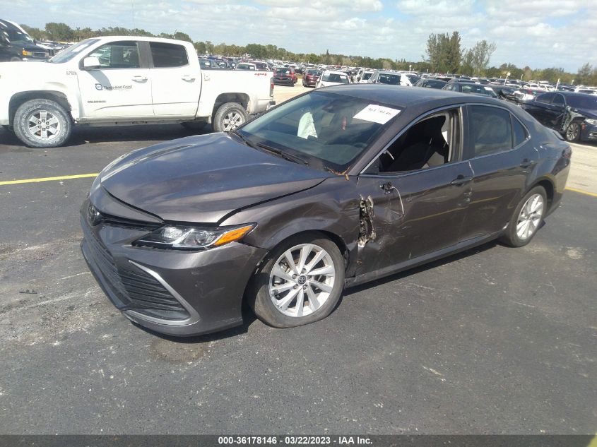 2022 TOYOTA CAMRY LE VIN: 4T1C11AK2NU677045