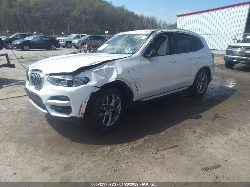 2021 BMW X3 XDRIVE30E VIN: 5UXTS1C05M9H02374
