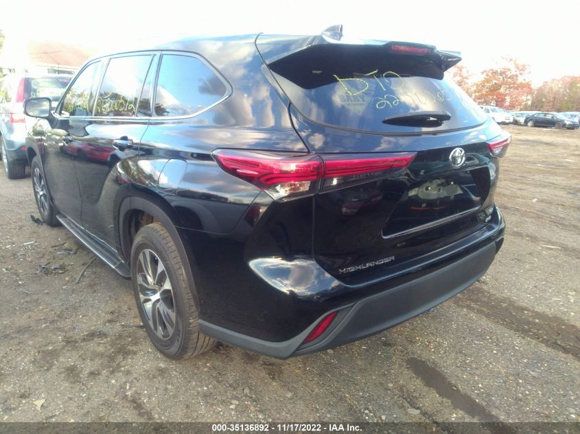 2021 TOYOTA HIGHLANDER XLE VIN: 5TDGZRAH9MS076154